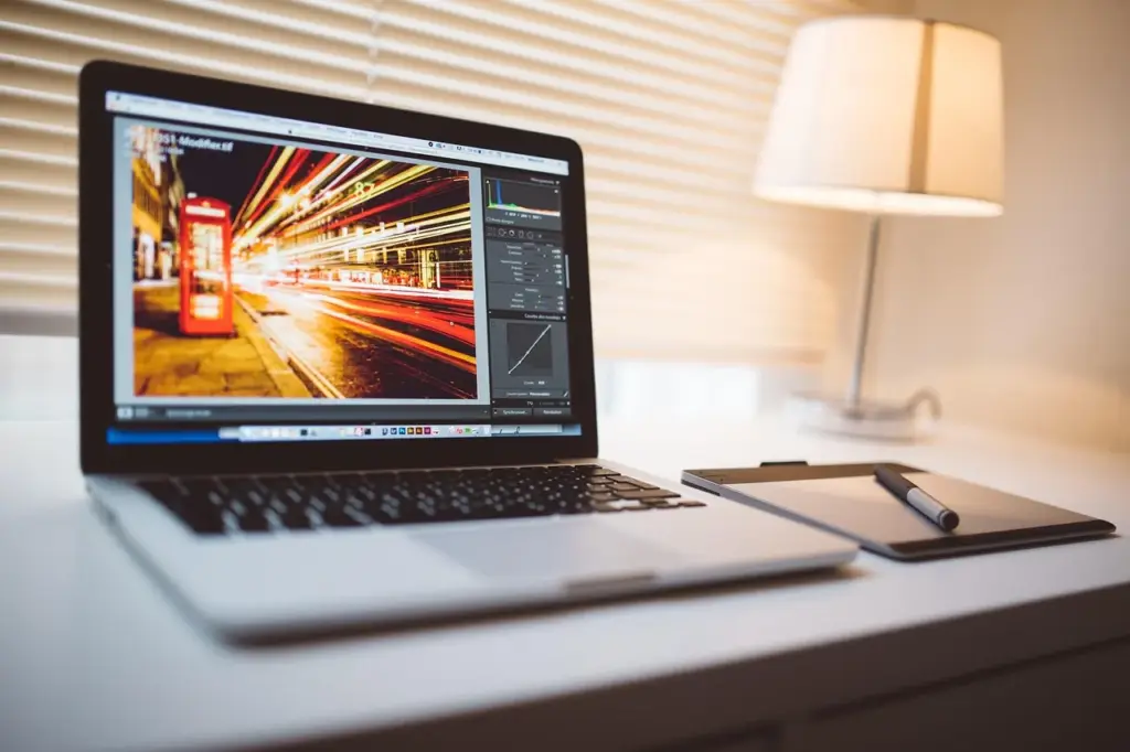 Person editing content checklist on tablet for snippet optimization